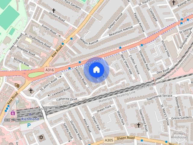 Townhouse for rent in North Sheen, Greater London