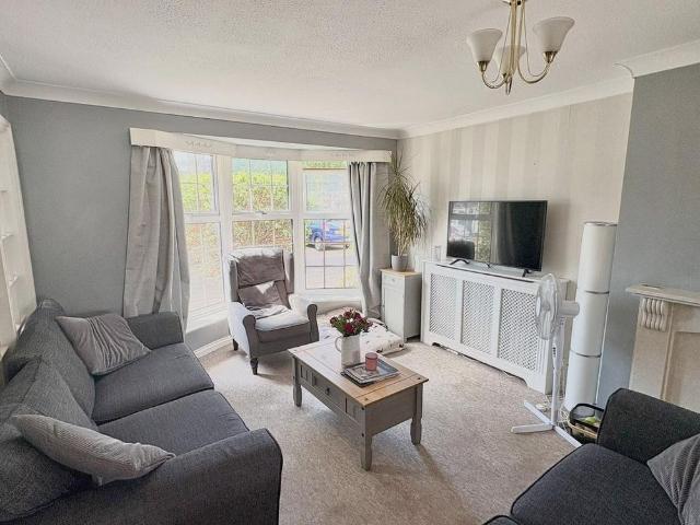 House for rent in Middlecroft, Hampshire