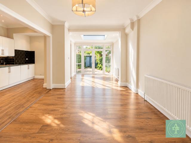 House for rent in Winchmore Hill, Greater London