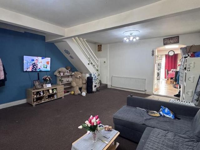 House for rent in Newbury Park, Greater London