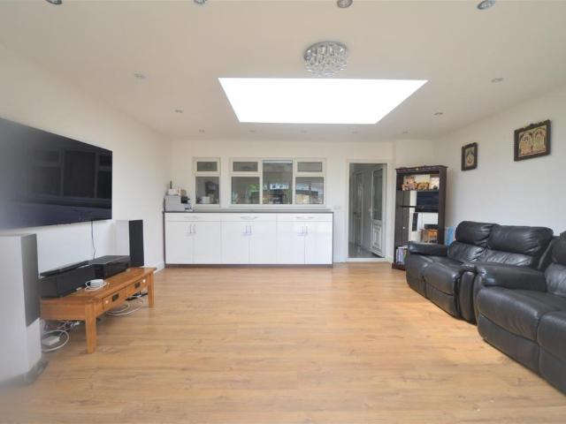 House for rent in Fairlop, Greater London