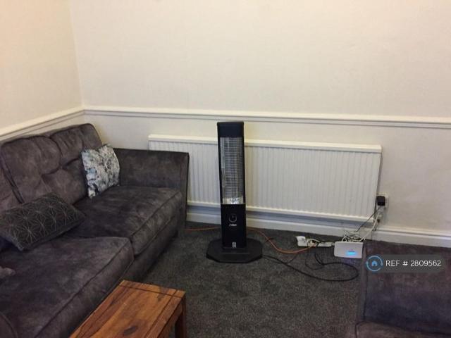 House for rent in West Bank, Widnes