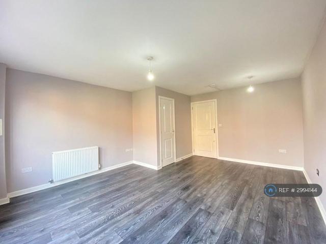 House for rent in Rogerfield, Swinton