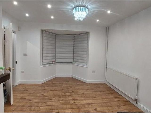 House for rent in Kingswood, North Watford