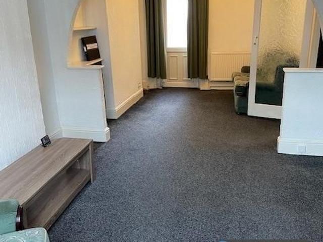 House for rent in Nangreaves, Wales