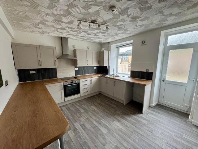 House for rent in Miskin, Wales