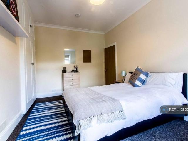 House for rent in Huddersfield, West Yorkshire