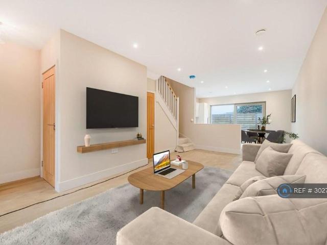 House for rent in The Butts, Kent