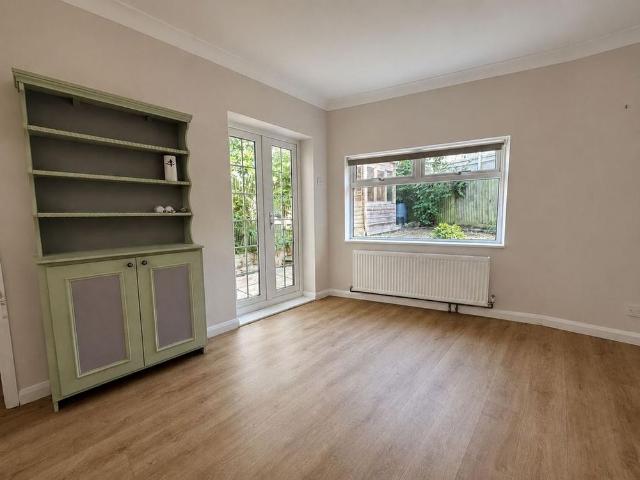 House for rent in Central, Heathlands