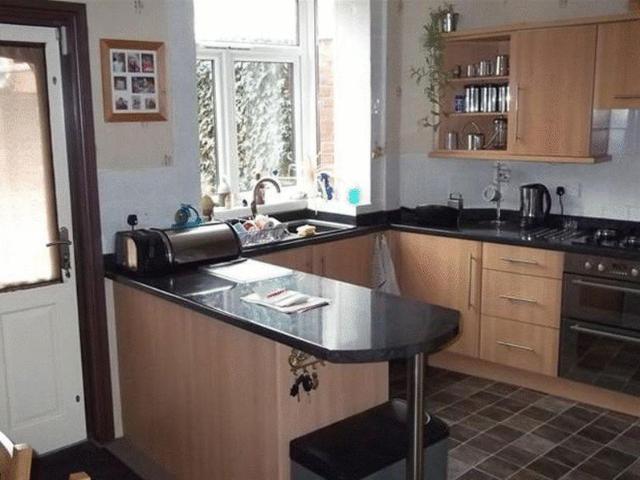 House for rent in Brownlow Fold, Lee Bank