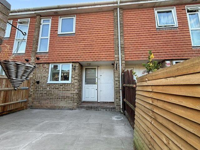 House for rent in London Borough of Croydon, Forestdale