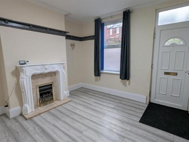 House for rent in Birkendale, Walkley