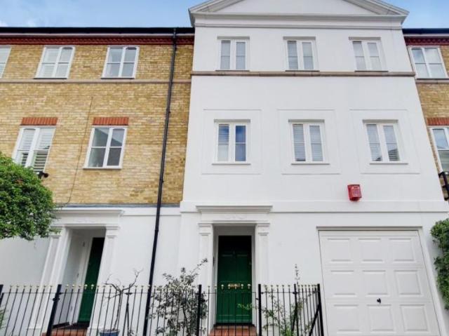 House for rent in London, Isle Of Man