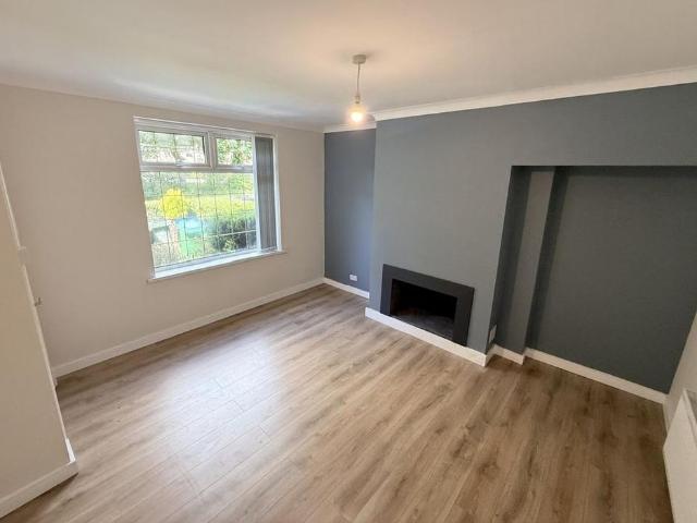House for rent in Rhodes, Burnedge