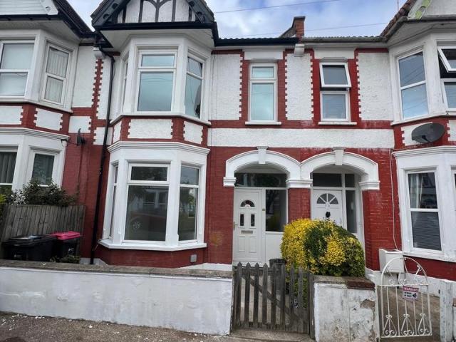House for rent in Alton Barnes, Essex