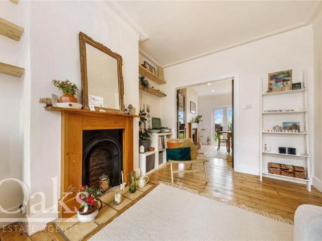 House for rent in London Borough of Croydon, Greater London