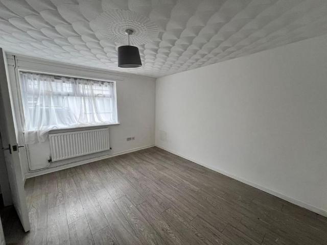 House for rent in Robertstown, Trecynon