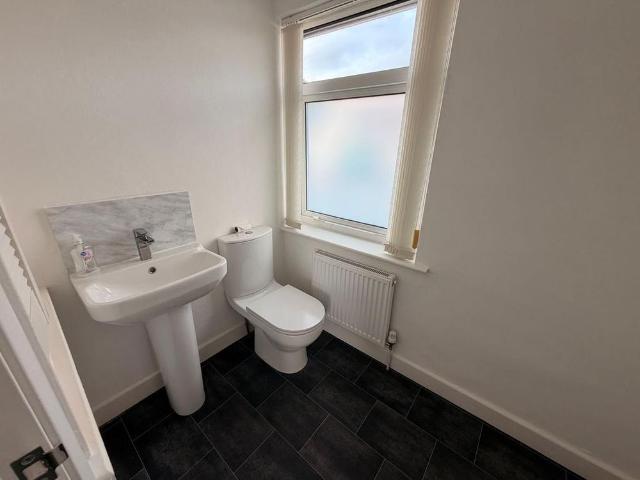 House for rent in Elmton, East Midlands