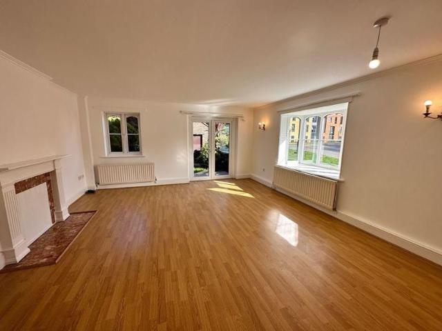 House for rent in Chichester, Littlecote