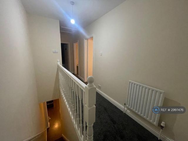 House for rent in The Haulgh, Lee Bank