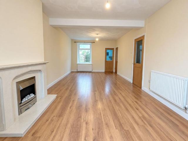 House for rent in Wattstown, Wales
