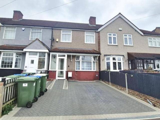 House for rent in Falconwood, Greater London
