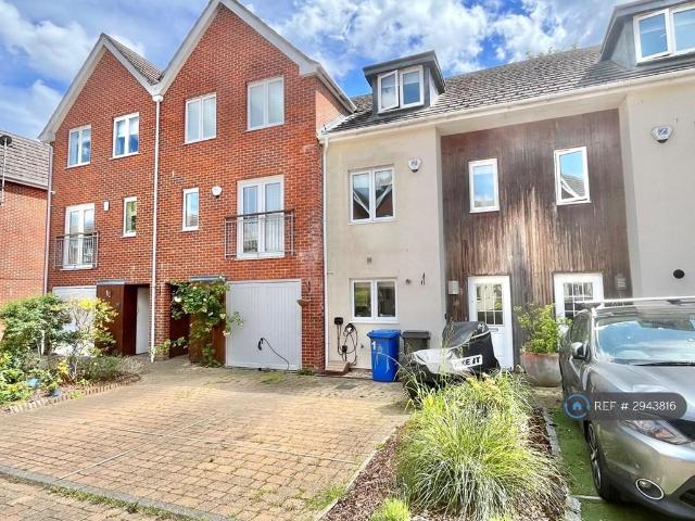 House for rent in Sunninghill and Ascot, Ascot