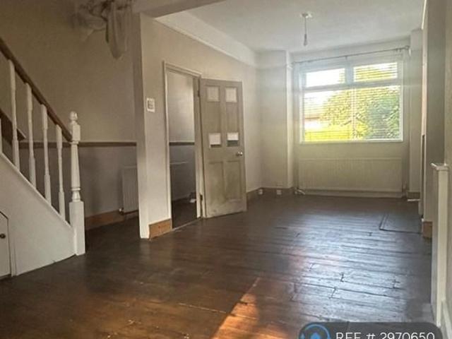 House for rent in Brunswick Park, Greater London