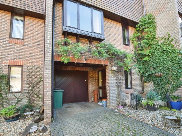House for rent in Pulborough, Horsham