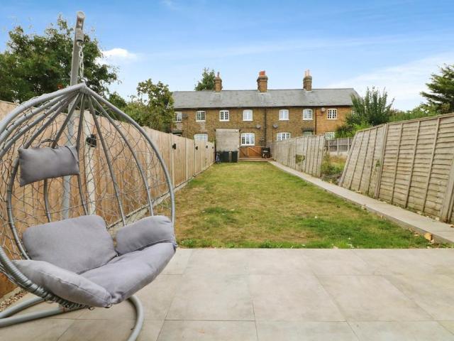 House for rent in Little Heath, Greater London