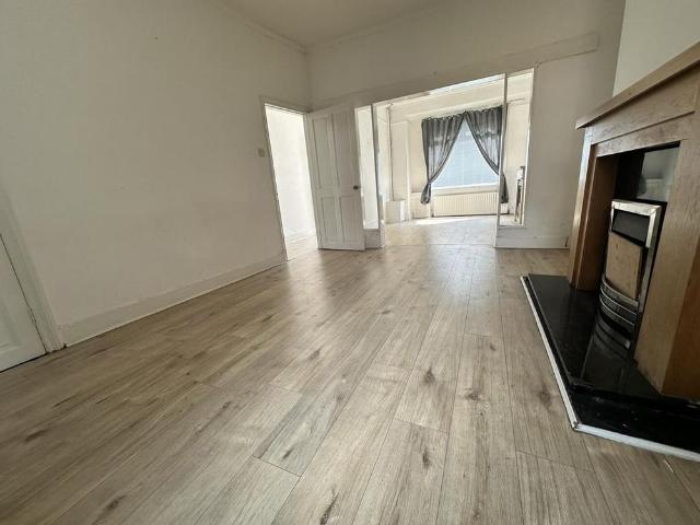 House for rent in Garston, Calderstones