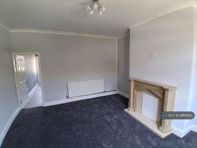 House for rent in Burnedge, Greater Manchester