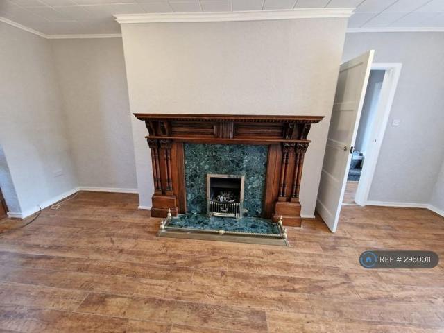 House for rent in Burnedge, Greater Manchester