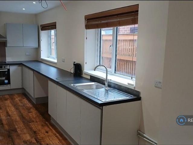 House for rent in Fenton, Stoke-on-Trent