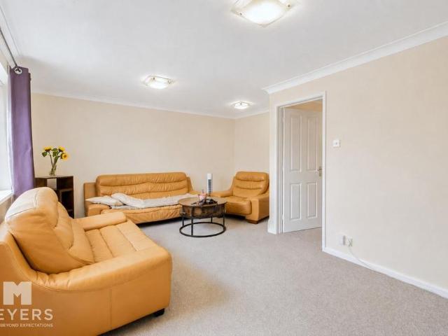 House for rent in Burton and Winkton, Burton