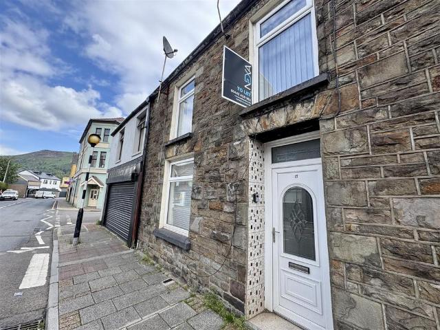 House for rent in Pentre, Ton Pentre