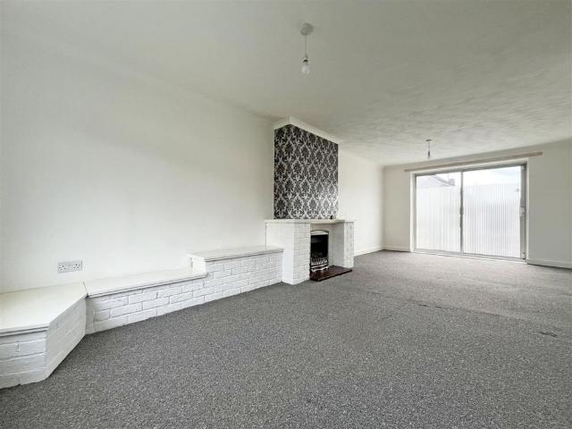 House for rent in Clifton, Haddon