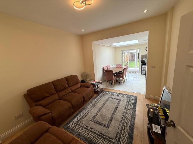 House for rent in Newbury Park, Greater London