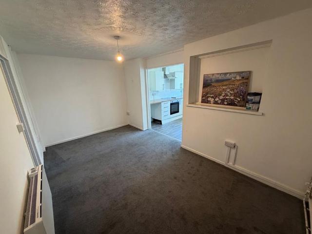 House for rent in Nangreaves, Wales