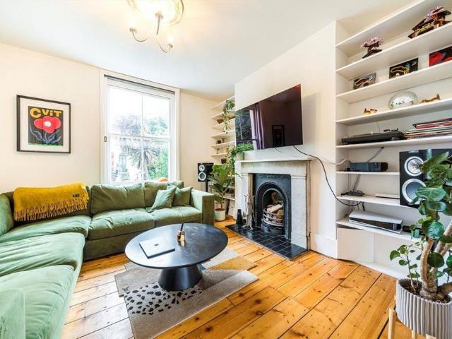 House for rent in Bellenden, Greater London
