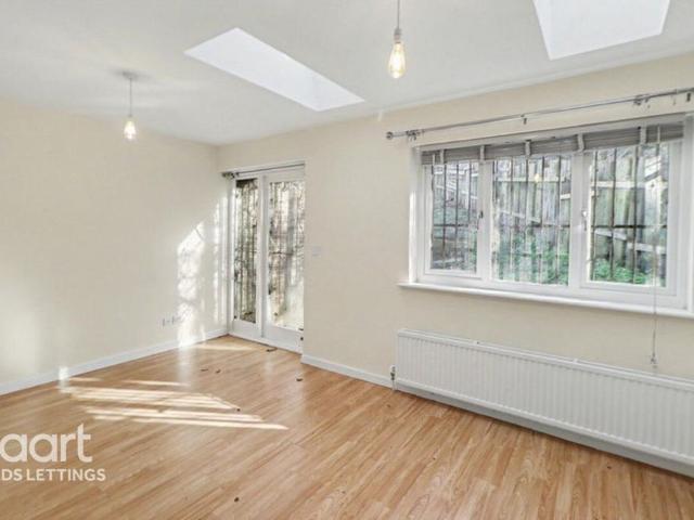 House for rent in Farnley, West Yorkshire