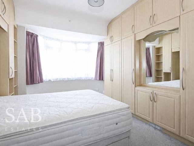 House for rent in London Borough of Ealing, Greenford