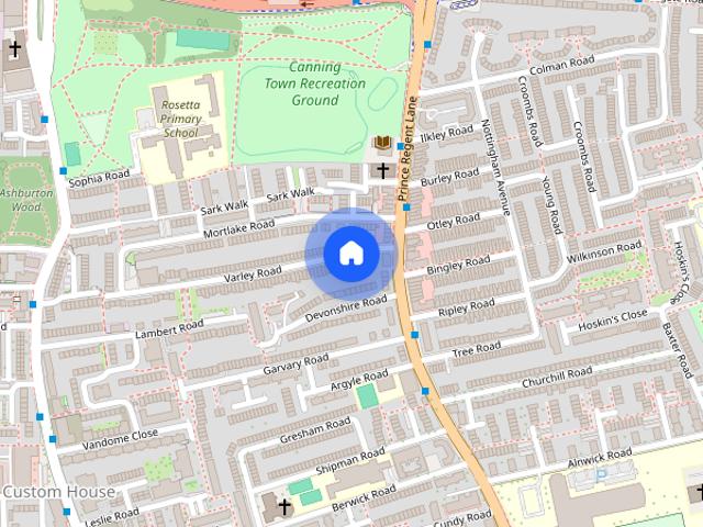 Townhouse for rent in Canning Town, Greater London