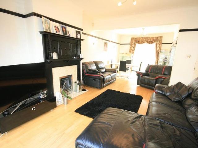 House for rent in Barkingside, Greater London