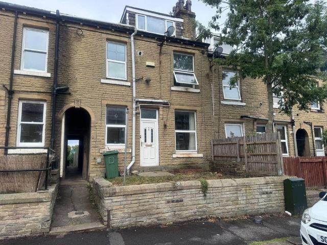 House for rent in Huddersfield, West Yorkshire