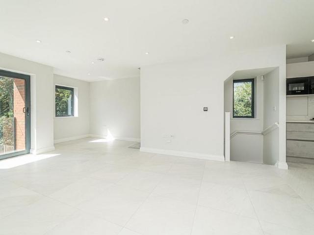House for rent in Thurston Park, The Bridge