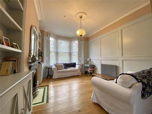 House for rent in Plasnewydd, Falcon Lodge