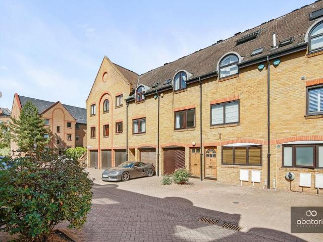 House for rent in St. George in the East, Wapping