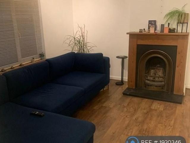 House for rent in London Borough of Sutton, Greater London
