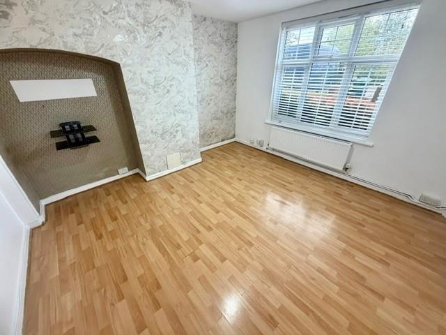 House for rent in Burnt Oak, Greater London